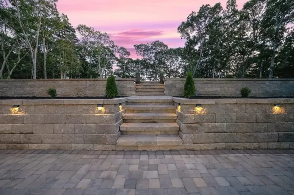 Illuminated Truescape hardscape